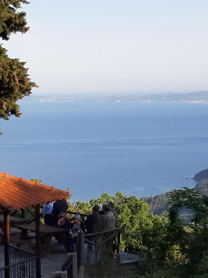 Captain'S Beauty & Wellness House Stratoni Esterno foto