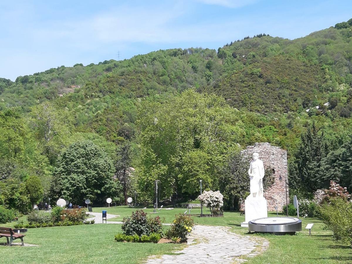 Captain'S Beauty & Wellness House Stratoni Esterno foto