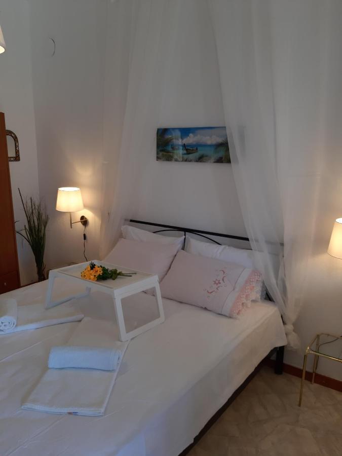 Captain'S Beauty & Wellness House Stratoni Esterno foto